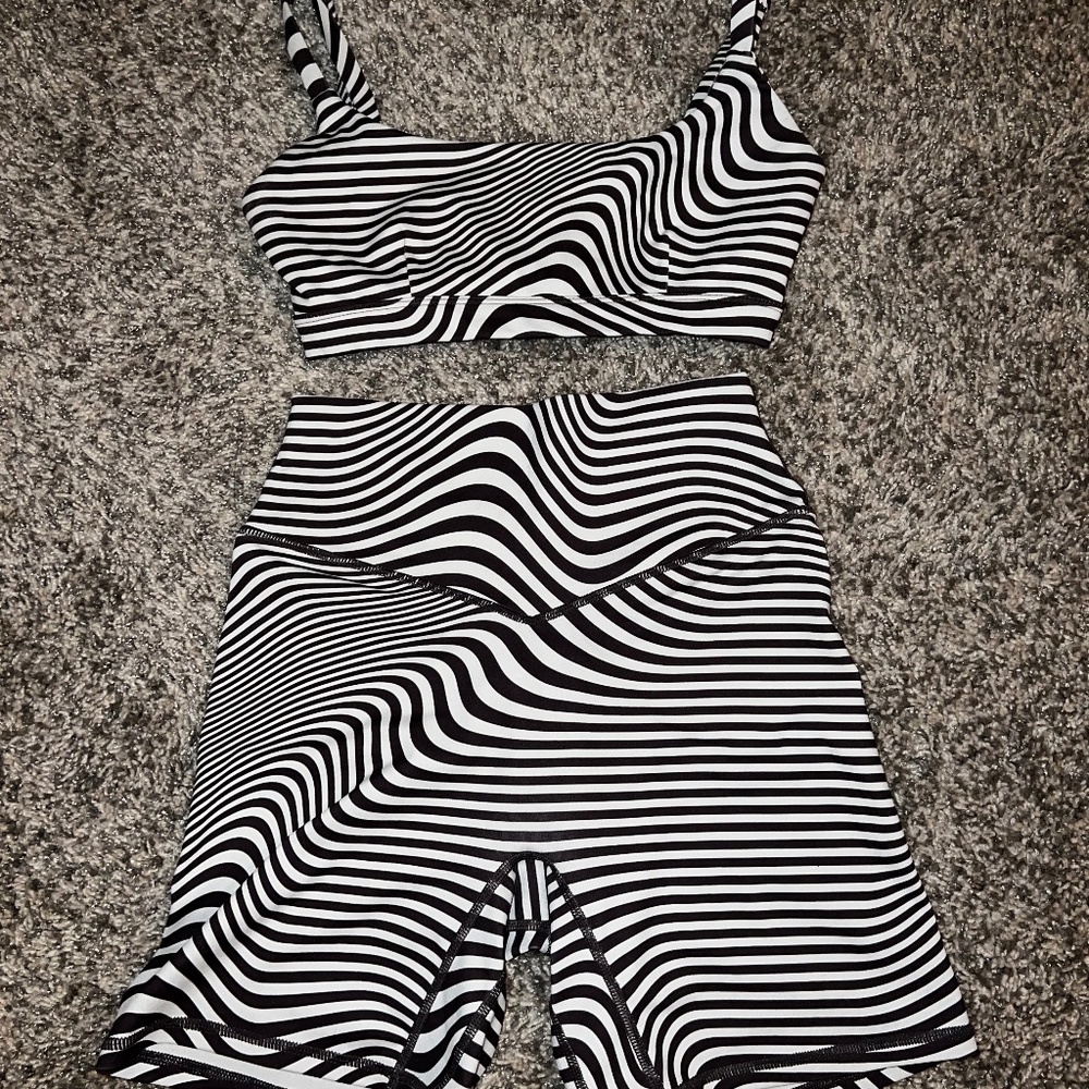 Vitality x Cosmopolitan Set Ascend Volley